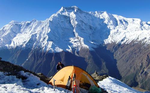 Pisang Peak Climbing