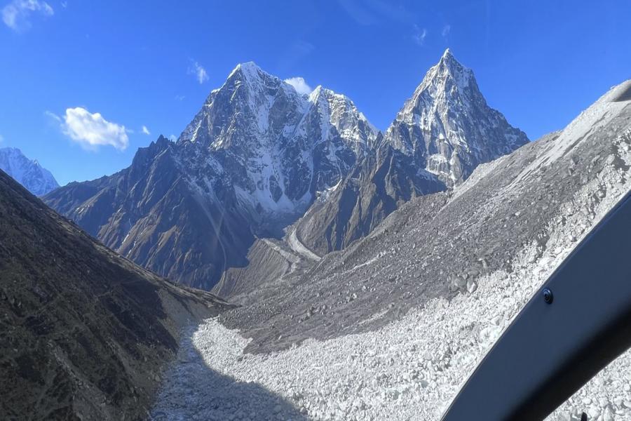 Everest Base Camp Helicopter Tour 